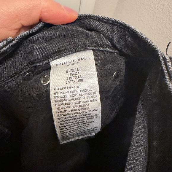 American Eagle Straight Jean - Picture 5 of 6